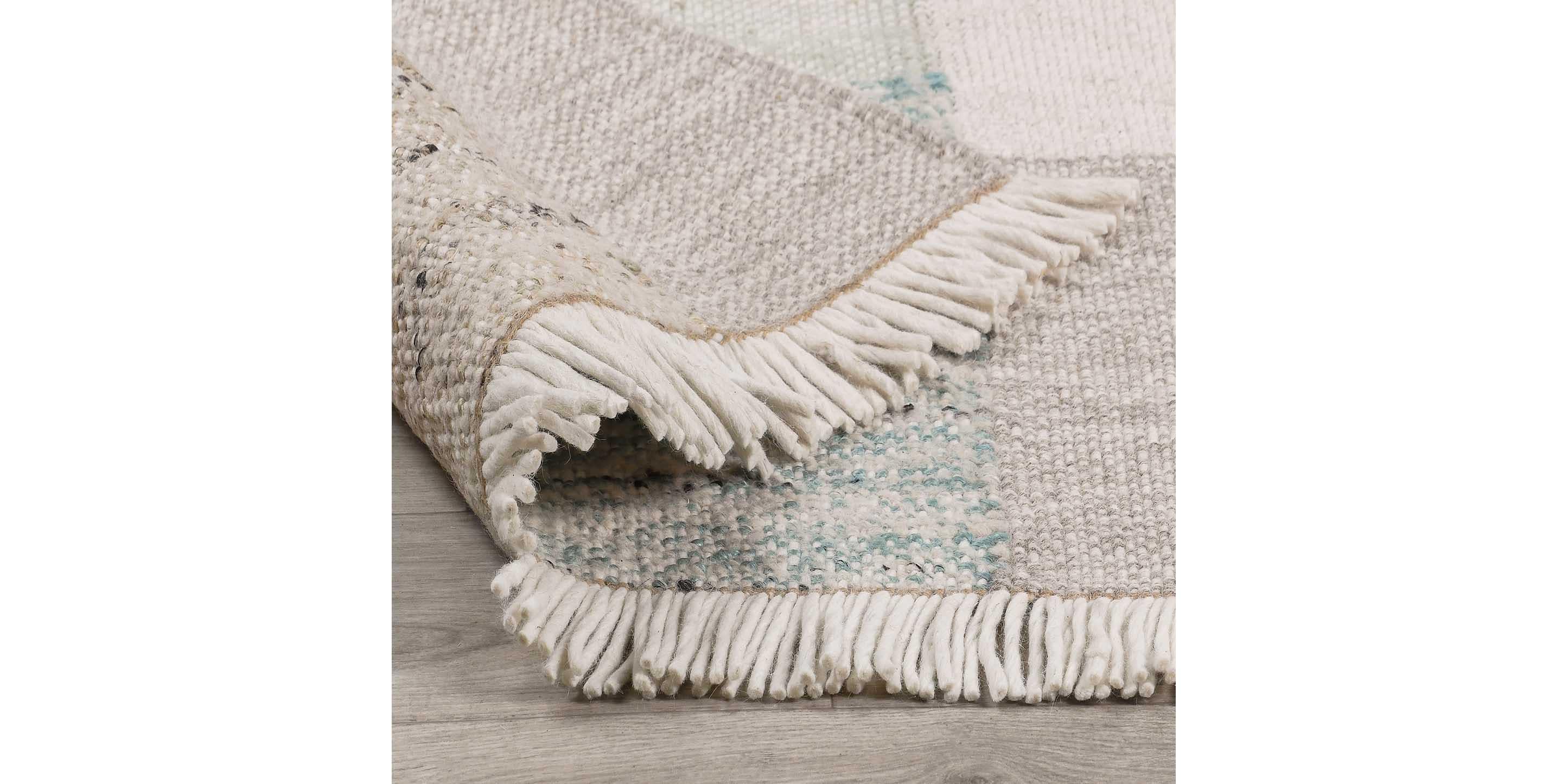 Rizza Multi Rug | Bassett Furniture